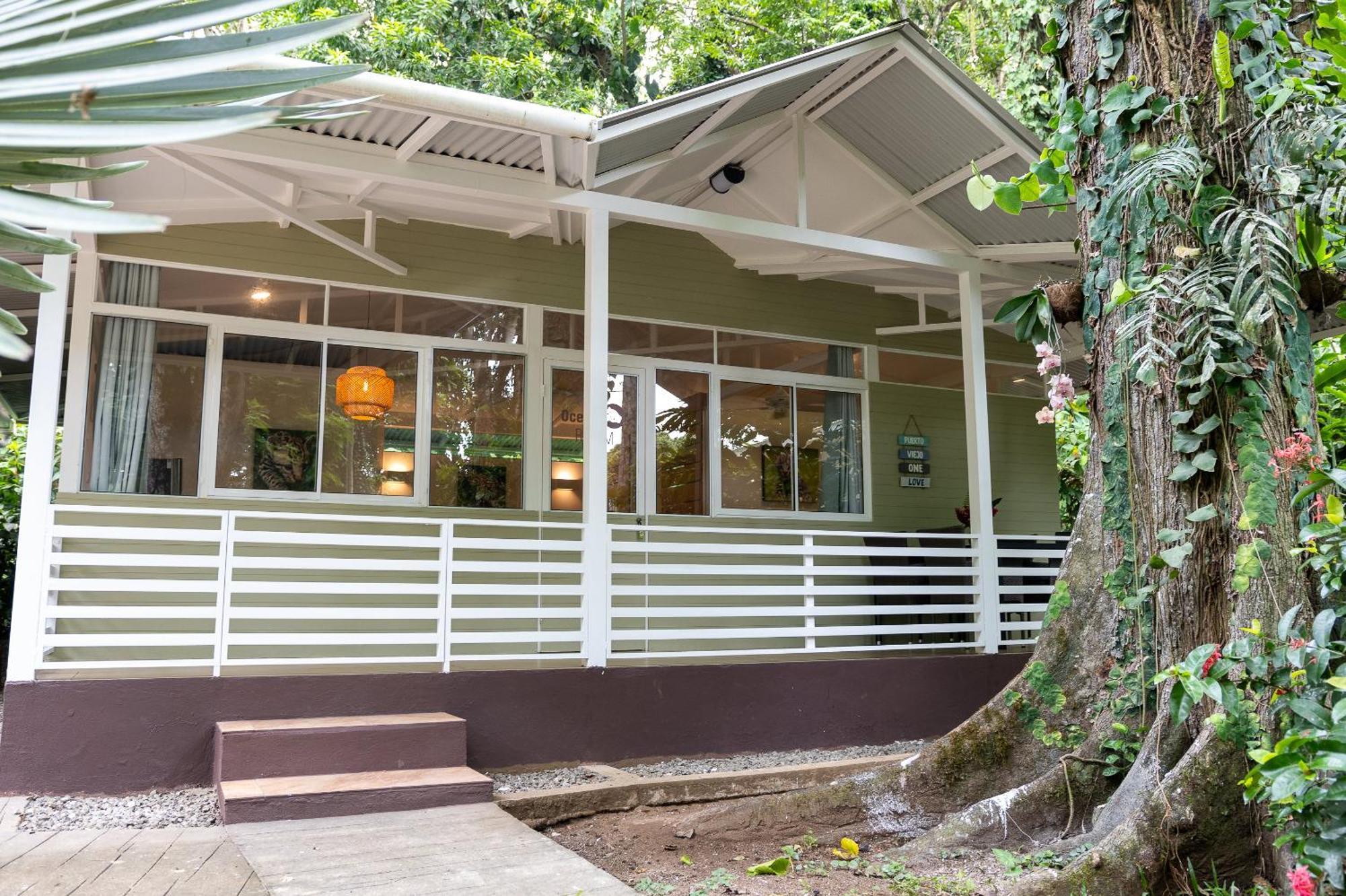 Jaguar Inn Bungalows Puerto Viejo de Talamanca Экстерьер фото