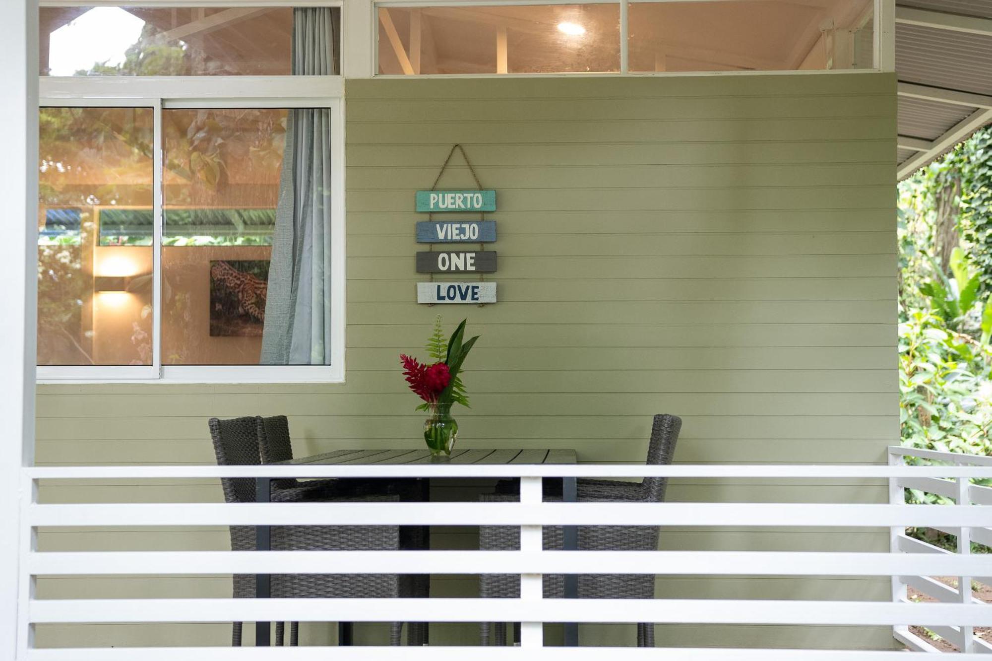 Jaguar Inn Bungalows Puerto Viejo de Talamanca Экстерьер фото